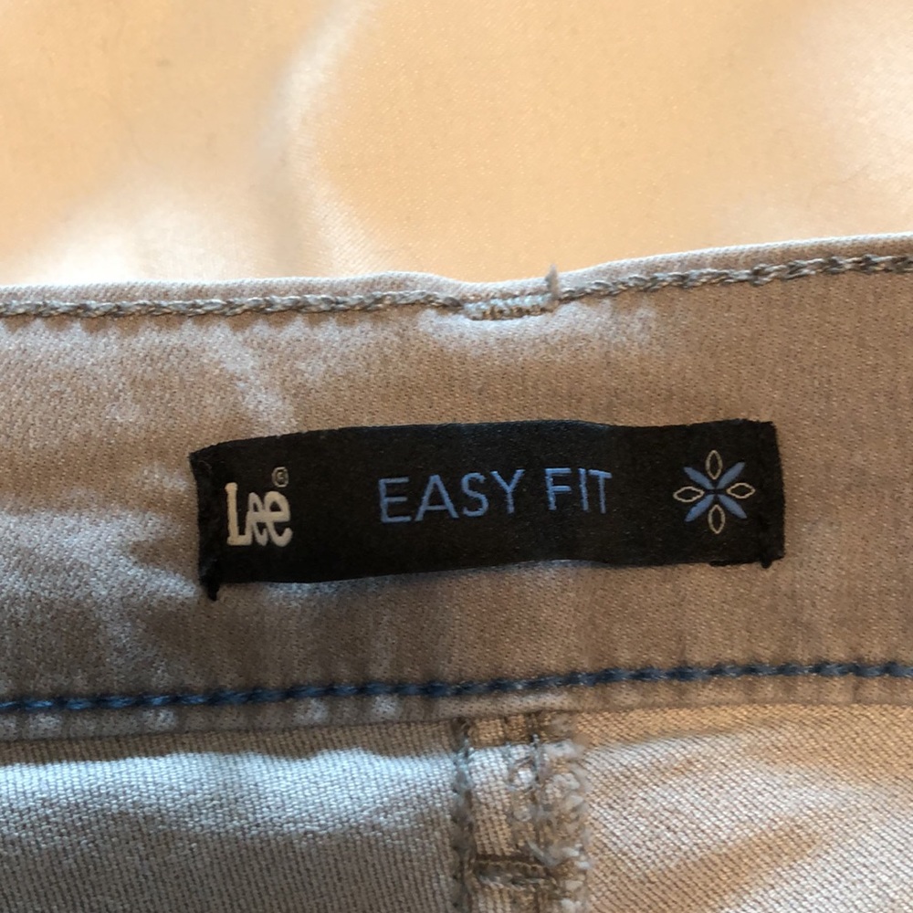 Capris gray grey Lee easy fit size 12 - Picture 5 of 8